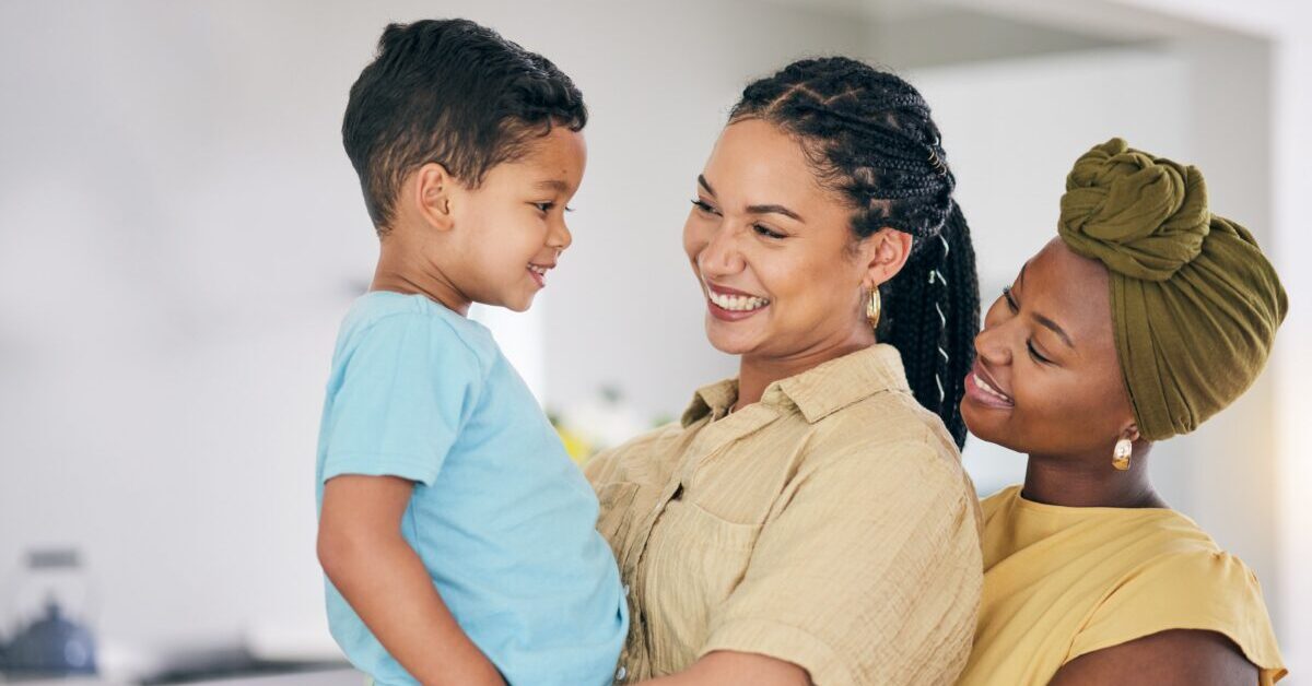 What are some ways San Francisco’s Family Resource Centers strengthen families and protect children?