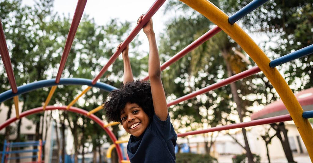 ¿Cómo brindan apoyo a nivel de vecindario a las familias los colaborativos comunitarios de Washington, D. C.?