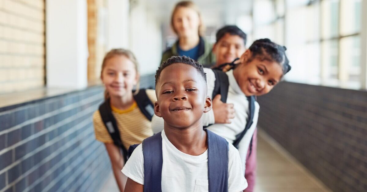 How do jurisdictions ensure that youth in care receive the academic credits they have earned when they move?