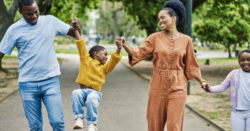 ¿Qué deben considerar las agencias de protección infantil al trabajar con niños cuyo padre, madre o cuidador principal está incarcerated?