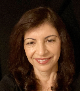 Portrait of Dr. Zeinab Chahine.