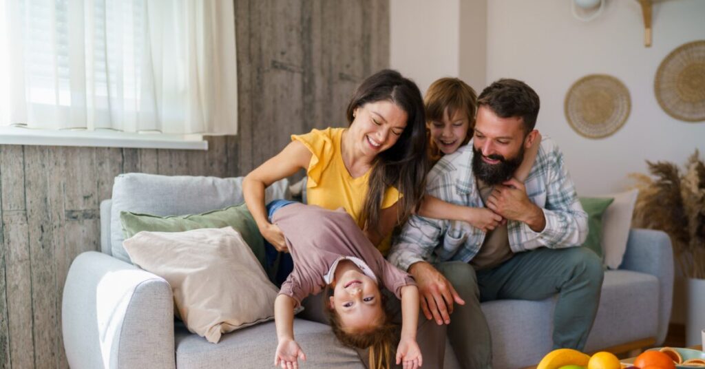 ¿Cómo puede la vivienda con apoyo mejorar los resultados para las familias en el sistema de bienestar infantil?