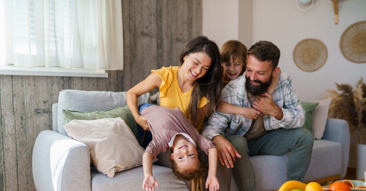 ¿Cómo puede la vivienda con apoyo mejorar los resultados para las familias en el sistema de bienestar infantil?